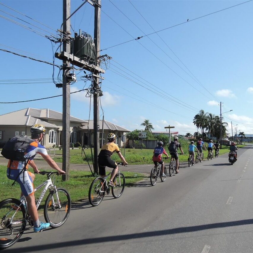 Thema Reizen Suriname