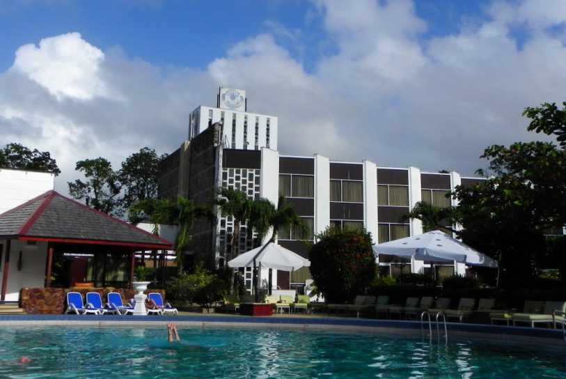 torarica hotel zwembad