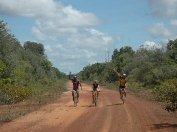 fietsen suriname natuur