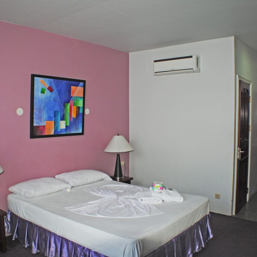 joah inn paramaribo