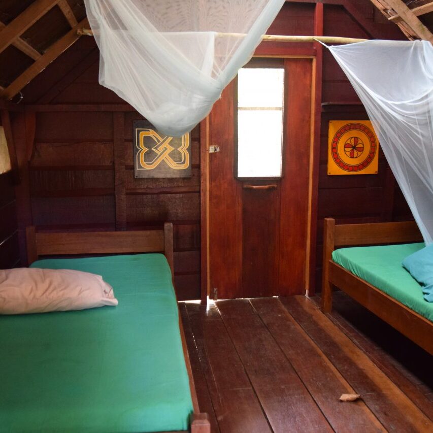 suriname holidays awarradam
