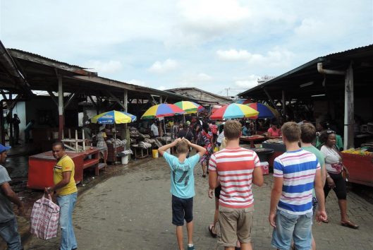 kidsreizen paramaribo