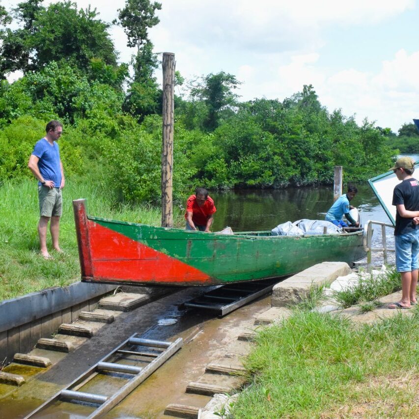 suriname holidays bigi pan