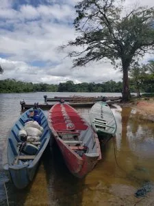 Surinamesisches Kanu Obersuriname