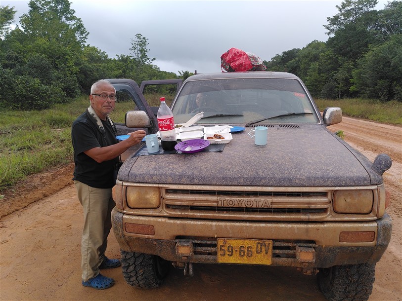www.surinameholidays.nl_jan onderweg wildlife tour west suriname