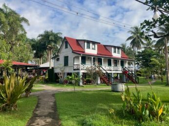 www.surinameholidays.nl_pauline juni 2025 politiewoningen frederiksdorp